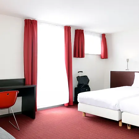 Tulip Centre Otel 3*