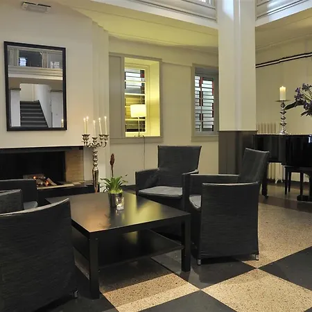 Tulip Centre 3*