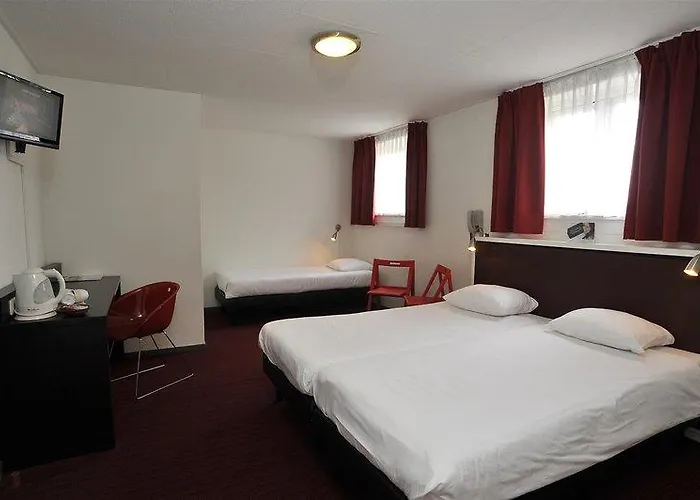 Hotel Tulip Centre 3*