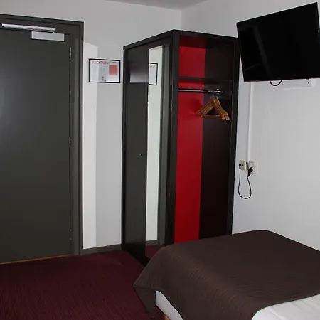 Tulip Centre 3*