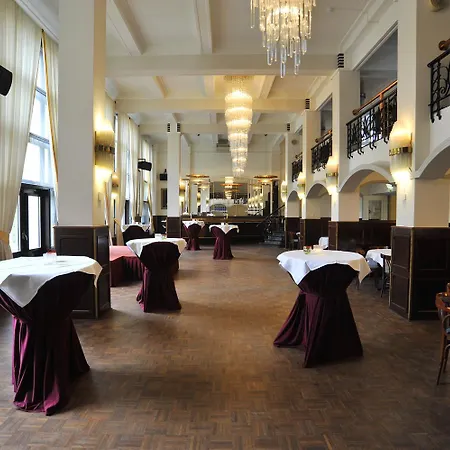 Tulip Centre Отель
