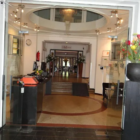 Tulip Centre 3* Херлен